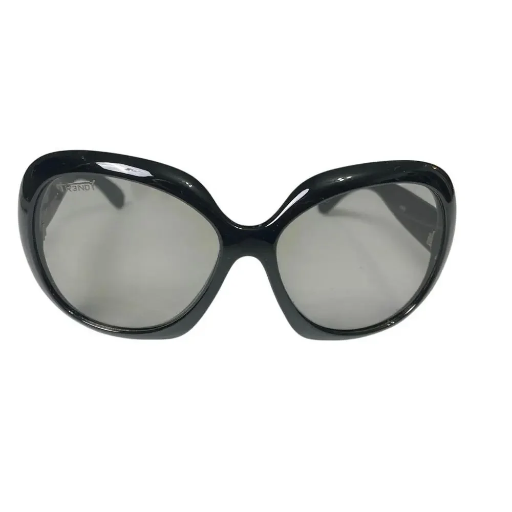 NWOT – Trendy 3‑D UV 400 Oversized Black Glasses